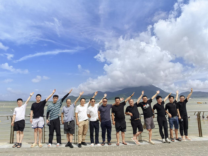 “激情沙灘 游輪出海”2024億天凈化年中會議暨團建活動圓滿結束!