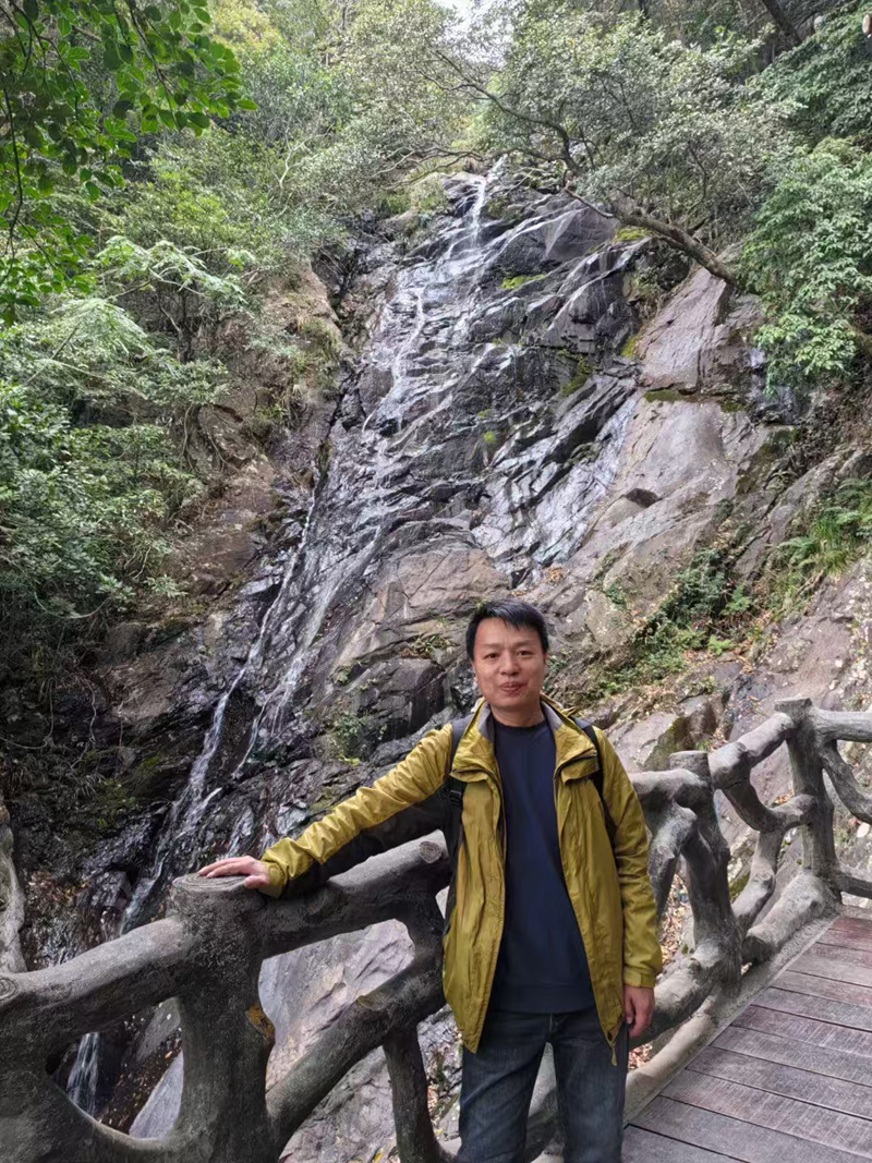 億天凈化丨開工大吉暨梧桐山登頂祈?；顒訄A滿結束